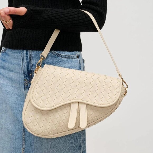 NWT Urban Expressions Scout Woven Crossbody Off White Woven Saddle Boho Purse - Picture 1 of 9
